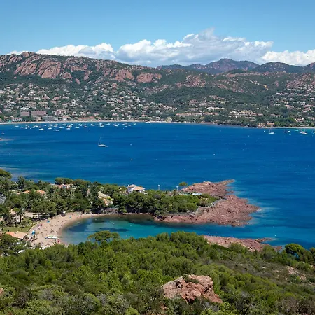 Apartment Climatise 2 Pers - Vue - Proche Plage/commerces - Acces Wifi Gratuit - Parking Dispo - Fr-1-466a-34 Saint-Raphaël
