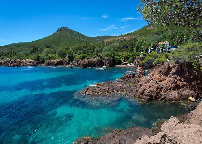 Climatise 2 Pers - Vue - Proche Plage/commerces - Acces Wifi Gratuit - Parking Dispo - Fr-1-466a-34 *